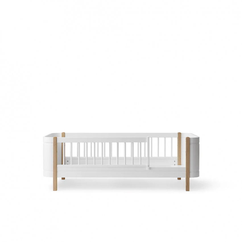 Oliver Furniture Wood Mini Juniorisänky Valkoinen/Tammi ryhmässä Sängyt / Kaikki sängyt / Kerrossängyt ja lastensängyt / Juniorisängyt @ Sängvaruhuset Elgen (04146501)