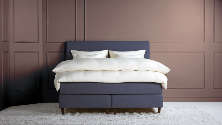 Winga Ikon Jenkkisänky Beesi Sininen 140 ryhmässä Sängyt / Jenkkisängyt / Jenkkisängyt 140 cm / Jenkkisängyt 140x200 cm @ Sängvaruhuset Elgen (VK213802301)