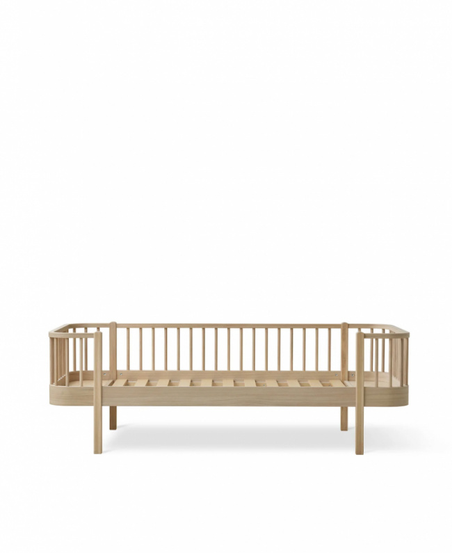 Oliver Furniture Wood Original Daybed Ek