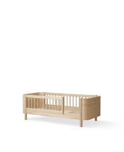 Oliver Furniture Wood Spjälsäng Mini Ek inkl. Junior kit