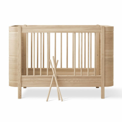 Oliver Furniture Wood Spjälsäng Mini Ek inkl. Junior kit