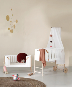 Oliver Furniture Himmelseng Wood Baby Crib