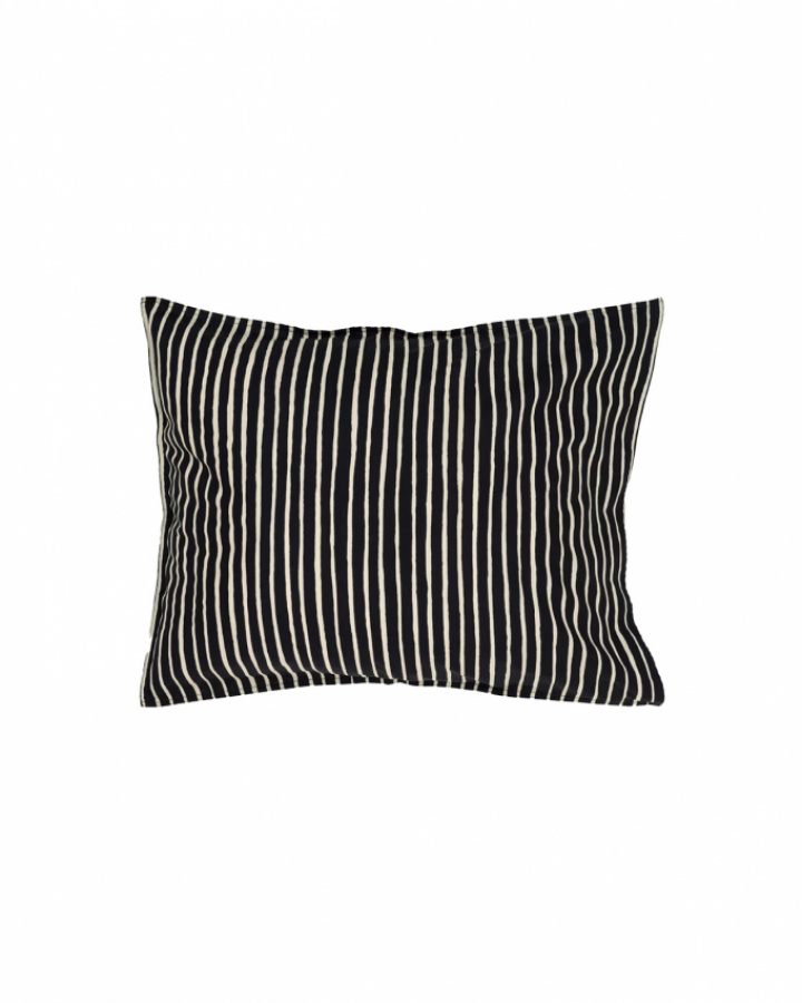 Marimekko Örngott Piccolo Black/off-white 50x60 cm