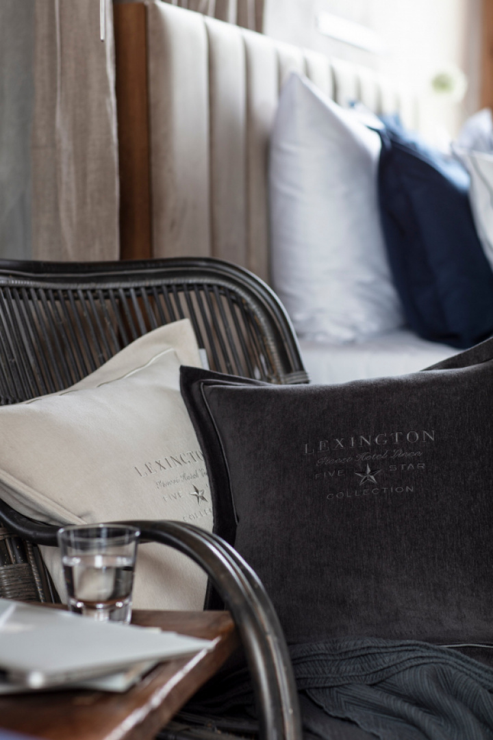Lexington Hotel Collection Velvet Sham/ Kuddöverdrag With Embroidery Dark Grey