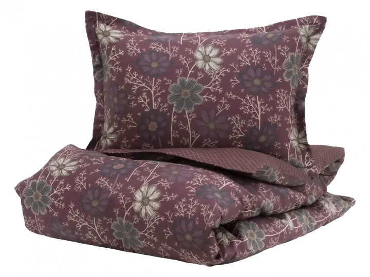 Borås Cotton Viola Påslakanset Aubergine 150x210 cm i gruppen Sängkläder / Påslakan / Storlek / Påslakan 150x210 cm hos Sängvaruhuset Elgen (117849)