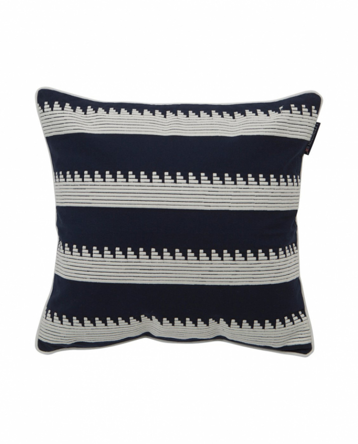Lexington Embroidery Striped Sham Kuddöverdrag Blue/White i gruppen Kuddar & täcken / Huvudkuddar & sovkuddar / Storlek hos Sängvaruhuset Elgen (11910111_5600_SH25)