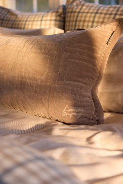Lexington Graphic Quilted Organic Cotton Velvet pudebetræk 50x90 cm