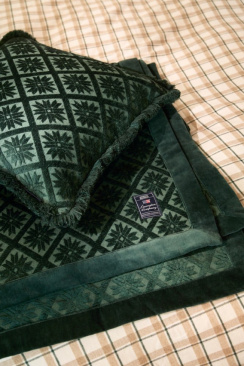 Lexington Jacquard Viscose/Cotton Bedspread Green