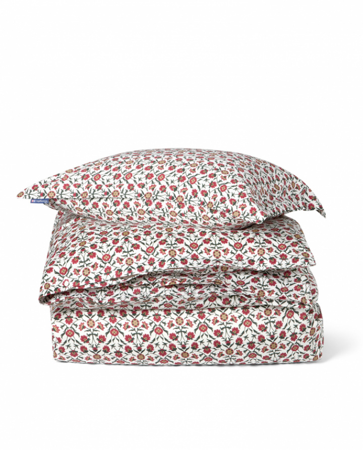 Lexington Flower Printed Sateen Påslakanset White/Red/Green/Beige i gruppen Sängkläder / Varumärken / Lexington Sängkläder hos Sängvaruhuset Elgen (12640009-1070-S17500)