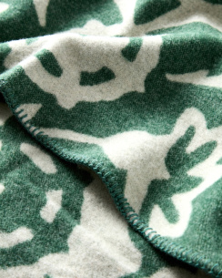 Lexington Flower Jacquard Recycled Wool Pläd Green/Beige 130x170 cm
