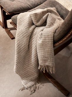 Høie Teide Villahuopa Vaalea Karamelli 120x180 cm