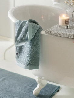 Himla Max Badrumsmatta Poetry