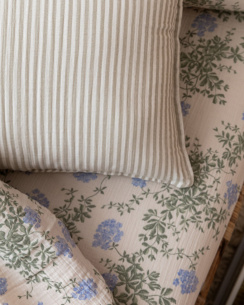 Garbo & Friends Lagen med Elastik Muslin Plumbago