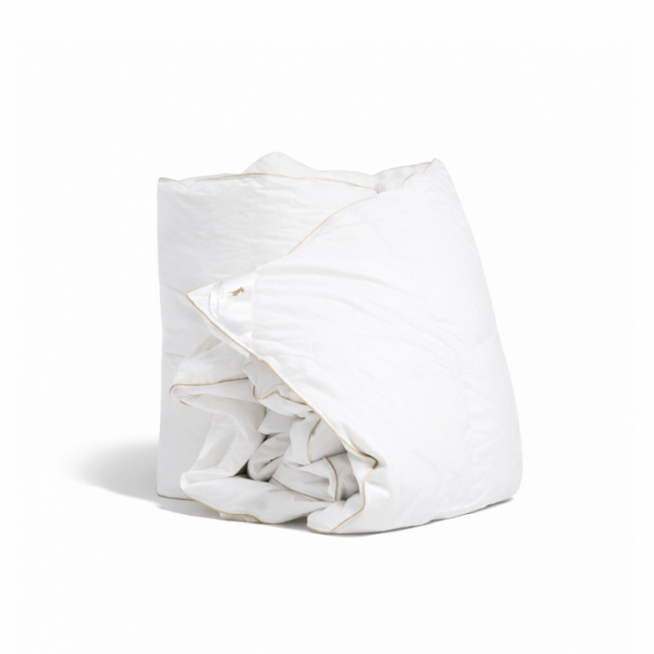 Elgen Hotel Duntäcke 240x220 cm i gruppen Täcken / Varumärken / Elgen Hotel Beds Täcken hos Sängvaruhuset Elgen (ehc31240220m)